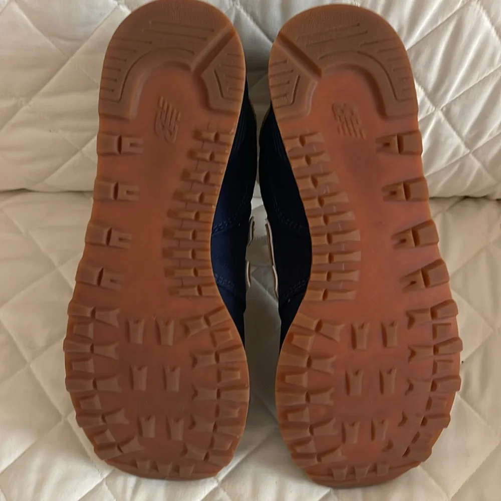 New Balance Navy and Tan Athletic Shoes - Picture 4 of 6